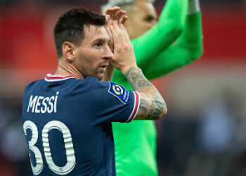 Trouble in PSG dressing room, Messi questions Pochettino’s tactics