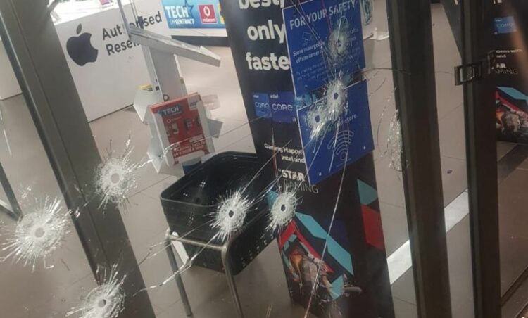 Armed robbery at Menlyn Maine