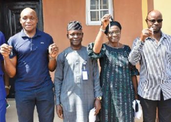 Adepoju, Shorunmu, others receive house keys from FG