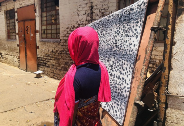 Foreign nationals chased away from Joburg clinic