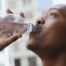 How Drinking Water Can Kill You – Dietitian Makes Stunning Revelation